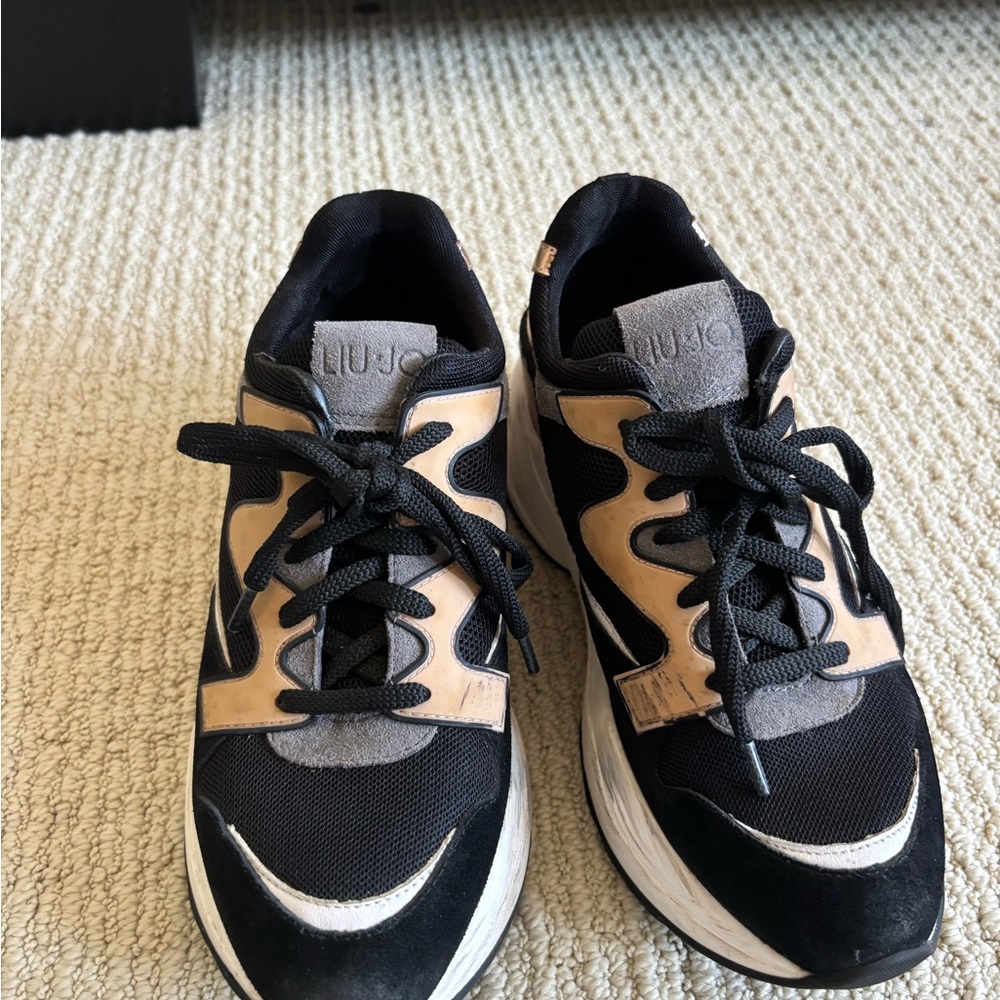 Liu Jo Black and Cream Sneakers
